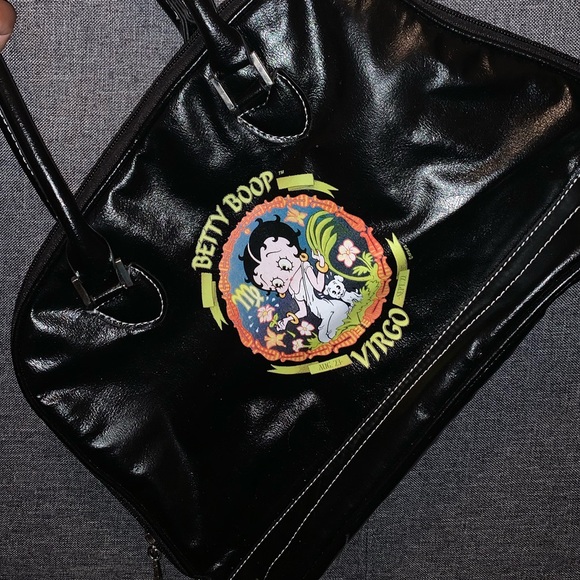 Meet your Posher, Cash - Picture 1 of 1